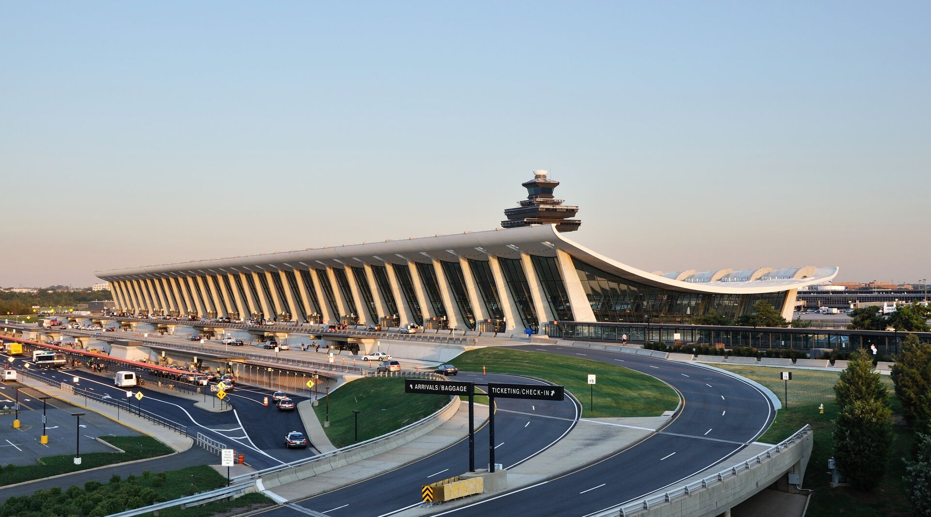 Dulles International Airport terminal